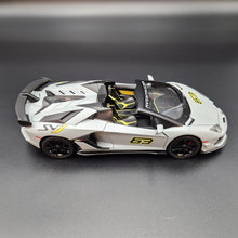 Load image into Gallery viewer, Explorafind 2023 Lamborghini Aventador SVJ 63 Satin Grey 1:24 Die Cast Car