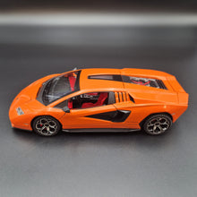 Load image into Gallery viewer, Explorafind 2023 Lamborghini Countach LPI 800-4 Orange 1:24 Die Cast Car