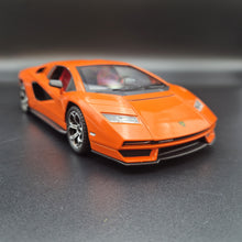 Load image into Gallery viewer, Explorafind 2023 Lamborghini Countach LPI 800-4 Orange 1:24 Die Cast Car