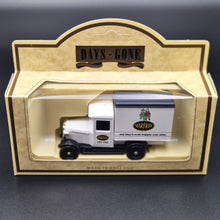 Load image into Gallery viewer, Lledo Days Gone 1934 Chevrolet Box Van Start-Rite Shoes White DG51001