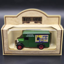 Load image into Gallery viewer, Lledo Days Gone 1934 Dennis Parcels Van Carter Paterson - Atora for Xmas DG16027