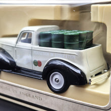 Load image into Gallery viewer, Lledo Days Gone 1939 Chevrolet Pick Up Duckham’s Oils Cream DG36004