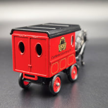 Load image into Gallery viewer, Lledo Days Gone Horse Drawn Delivery Van Lledo Worldwide Collectors Club Spring 1987 DG03011