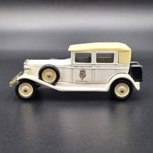 Load image into Gallery viewer, Lledo Days Gone Rolls-Royce Phantom II Brewster Royal Wedding HRH Prince Andrew &amp; Sarah Ferguson LP19003