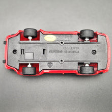 Load image into Gallery viewer, Maisto 1989 Porsche 911 Speedster Red #21008 1:38 Die Cast Car