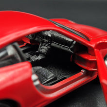 Load image into Gallery viewer, Maisto 1997 Porsche 911 (993) Carrera Red #21008 1:38 Die Cast Car