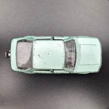 Load image into Gallery viewer, Majorette 1989 Renault 25 Pale Green #222 200 Series