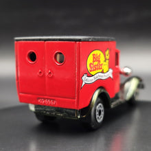 Load image into Gallery viewer, Matchbox 1983 Ford Model A Van Big Sister Bakehouse Products Red MB38 Matchbox 1-75 Boxed