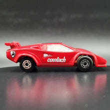 Load image into Gallery viewer, Matchbox 1991 Lamborghini Countach LP 500 S Red #11 Matchbox 1-75 Series