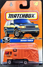 Load image into Gallery viewer, Matchbox 1998 Refuse Truck Orange #4 Matchbox 1-75 Series