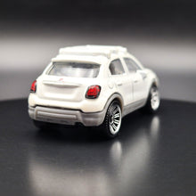 Load image into Gallery viewer, Matchbox 2022 2016 Fiat 500 X Pearl White MBX City Drivers 5 Pack Exclusive