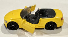 Load image into Gallery viewer, Matchbox 2025 2020 BMW M4 Cabriolet Yellow Moving Parts 35/50 New