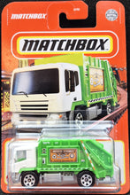 Load image into Gallery viewer, Matchbox 2021 Garbage King White/Green #60 MBX Metro New Long Card