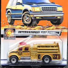Load image into Gallery viewer, Matchbox 2000 International Fire Pump Gold #30 Matchbox Firefighters Series 5/5 New