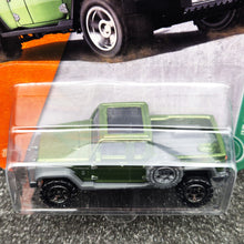 Load image into Gallery viewer, Matchbox 2017 '17 Jeep Gladiator Olive Green #92 MBX Explorers New Long Card