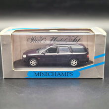 Load image into Gallery viewer, Minichamps 1997 Ford Mondeo Turnier MkII Estate Wagon Purple #433 06312 1:43 Diecast Model
