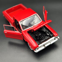 Load image into Gallery viewer, MotorMax 2020 1960 Ford Ranchero Red American Classics #79321 1-24 Diecast Model