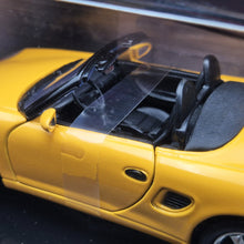 Load image into Gallery viewer, MotorMax 2004 Porsche 986 Boxster Yellow Timeless Legends #73226 1-24 Diecast Car