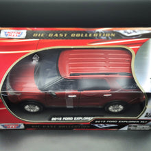 Load image into Gallery viewer, MotorMax 2015 Ford Explorer XLT SUV Dark Red #73186 1-18 Diecast Car