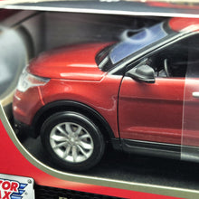 Load image into Gallery viewer, MotorMax 2015 Ford Explorer XLT SUV Dark Red #73186 1-18 Diecast Car