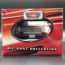 Load image into Gallery viewer, MotorMax 2015 Ford Explorer XLT SUV Dark Red #73186 1-18 Diecast Car