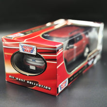 Load image into Gallery viewer, MotorMax 2015 Ford Explorer XLT SUV Dark Red #73186 1-18 Diecast Car
