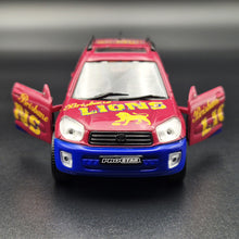 Load image into Gallery viewer, Official AFL 2013 Brisbane Lions Toyota RAV4 Dark Red AFL Collectable Model Car 1:43 Diecast