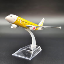 Load image into Gallery viewer, Phoenix Thai AirAsia Airbus A320 Special "Amazing Thailand"/"Discover Thainess" 1:400 Aircraft Model