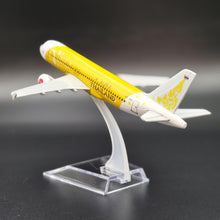 Load image into Gallery viewer, Phoenix Thai AirAsia Airbus A320 Special "Amazing Thailand"/"Discover Thainess" 1:400 Aircraft Model