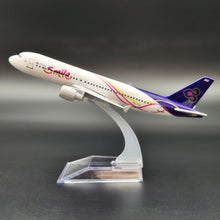 Load image into Gallery viewer, Phoenix Thai Smile Airbus A320-200 HS-TXA 1:400 Aircraft Diecast Model