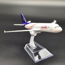 Load image into Gallery viewer, Phoenix Thai Smile Airbus A320-200 HS-TXA 1:400 Aircraft Diecast Model
