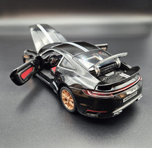 Load image into Gallery viewer, Explorafind 2021 Porsche 911 Turbo S Black 1:24 Die Cast Car
