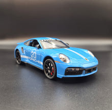 Load image into Gallery viewer, Explorafind 2021 Porsche 911 Turbo S Sky Blue 1:24 Die Cast Car