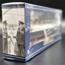 Load image into Gallery viewer, RMS Titanic - Classic Luxury Cruise Ship Alloy Scale Model 1:1250