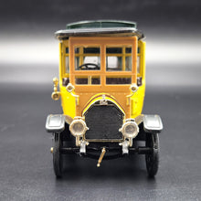 Load image into Gallery viewer, Rio 1915 Fiat Omnibus 18 BL Yellow #20 1:43 Diecast Model - Rare Model