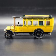 Load image into Gallery viewer, Rio 1915 Fiat Omnibus 18 BL Yellow #20 1:43 Diecast Model - Rare Model