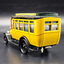 Load image into Gallery viewer, Rio 1915 Fiat Omnibus 18 BL Yellow #20 1:43 Diecast Model - Rare Model
