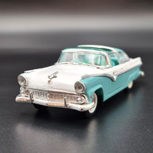 Load image into Gallery viewer, Road Signature 1955 Ford Fairlane Crown Victoria Turquoise #94202 1:43 Die Cast Car