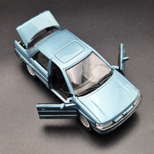 Load image into Gallery viewer, Schabak Modell 1993 Ford Orion (Escort) Light Blue #1092 1-43 Die Cast Model