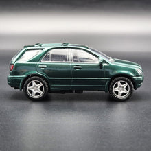 Load image into Gallery viewer, Smart Toys 2001 Lexus RX 300 Dark Green 1:48 Diecast Car
