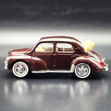 Load image into Gallery viewer, Solido 1960 Renault 4CV Decouvrable (Cabriolet) Brown #4538 Sixties Series 1:43 Die Cast Model