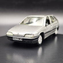 Load image into Gallery viewer, Solido 1991 Citroen ZX Aura Silver #1523 1:43 Today Series Die Cast Model