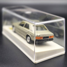 Load image into Gallery viewer, Solido 1993 Mercedes-Benz 190 (W201) Metallic Gold #1506 1:43 Hi-Fi Series Die Cast Model