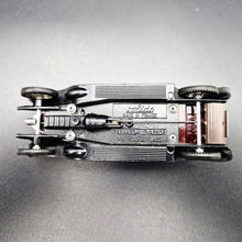 Load image into Gallery viewer, Solido Age D'Or 1925 Panhard-Levassor 8CYL 35CV Burgundy #140 1:43 Die Cast Model