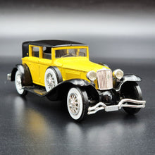 Load image into Gallery viewer, Solido Age D'Or 1929 Cord L-29 Yellow #4055 1:43 Die Cast Model