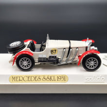 Load image into Gallery viewer, Solido Age D'Or 1931 Mercedes-Benz SSKL White #4001 1:43 Die Cast Model