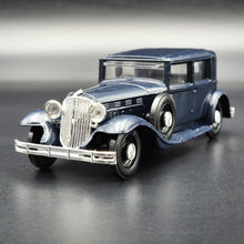 Load image into Gallery viewer, Solido Age D'Or 1934 Renault Reinastella TYPE RM 2 Dark Blue #97 1:43 Die Cast Model
