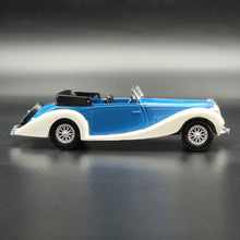 Load image into Gallery viewer, Solido Age D'Or 1939 Delahaye 135M Figoni Falaschi Blue/White #4078 1:43 Die Cast Model