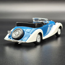 Load image into Gallery viewer, Solido Age D'Or 1939 Delahaye 135M Figoni Falaschi Blue/White #4078 1:43 Die Cast Model
