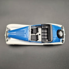 Load image into Gallery viewer, Solido Age D'Or 1939 Delahaye 135M Figoni Falaschi Blue/White #4078 1:43 Die Cast Model